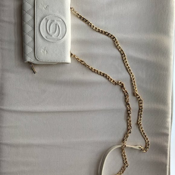 Bebe Chain Wallet Purse - Picture 2 of 5